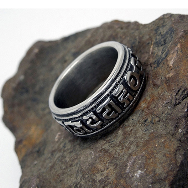 Χαραγμένα ανδρικά δαχτυλίδια σε ασημί χρώμα - 4 μεγέθη