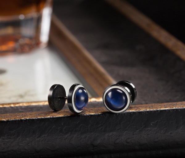 Ανδρικά Σκουλαρίκια σε Μαύρο με Μπλε Πέτρα - 1 μοτίβο