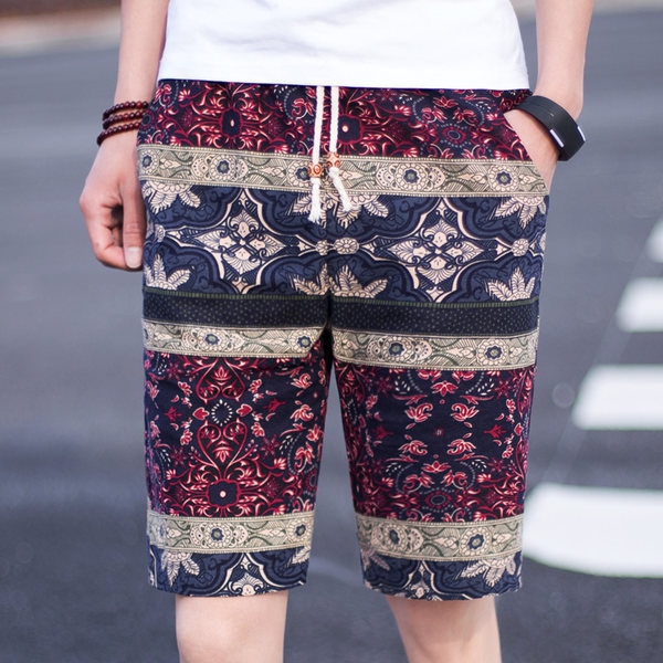 Летни къси панталони - цветни и мъжки - изработени от памук