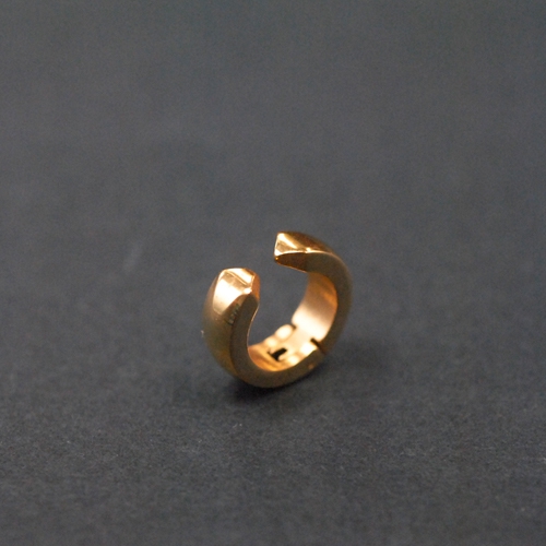 Мъжки обеци в стил ърбан - златист,черен и сребрист цвят