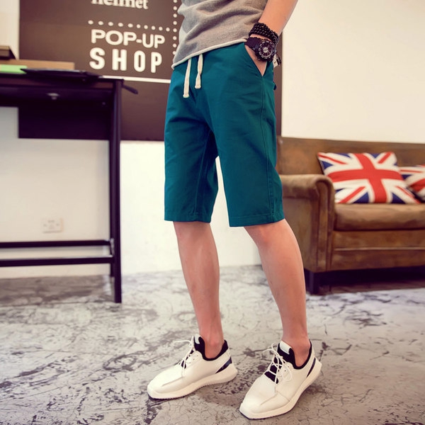 Фешън къси панталони за мъже - подходящи за горещите дни през лятото на плажа или бара