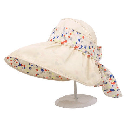 Γυναικείο ανοιχτόχρωμο καπέλο κατάλληλο για την παραλία για καλοκαιρινή σεζόν