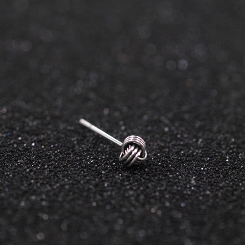 Мъжки  обеци в 2 модела в сребрист цвят