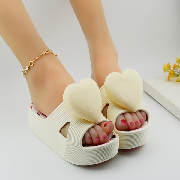 Γυναικείες παντόφλες  σε ροζ κόκκινο πράσινο και λευκό χρώμα