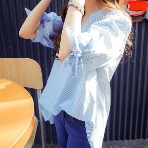 Дамска риза с къс ръкав на райета в син цвят - 1 модел