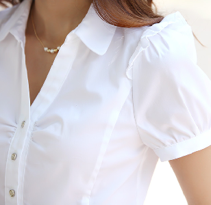 Дамска бяла риза с къс ръкав
