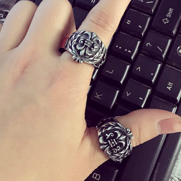 Άνδρικά  δαχτυλίδια από χάλυβα γοτθικό στυλ