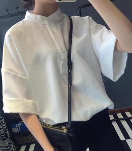 Дамска риза с къс ръкав - бял цвят
