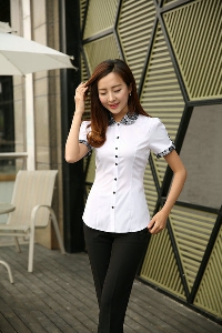Дамски ризи в бял и син цвят с дълъг и къс ръкав - 4 модела