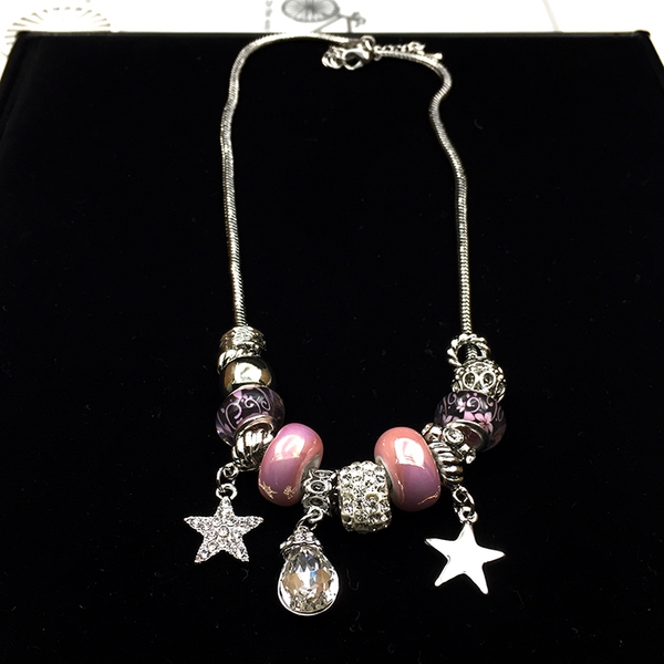 Πολύχρωμα γυναικεία περιδέραια