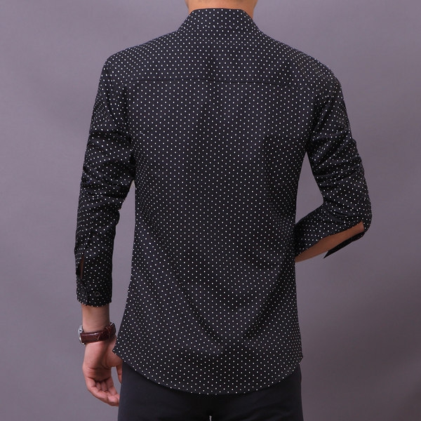 Αντρικά πουκάμισα με μακρύ μανίκι σε σημεία - μαύρα και άσπρα μοντέλα με βαμβακερό υλικό βάσης