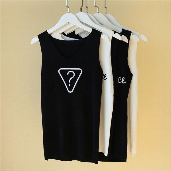 Γυναικείο καθημερινό φανελάκι με επιγραφές