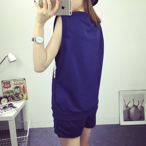 Γυναικεία ολόσωμη καλοκαιρινή φόρμα σε σκούρο μπλε  και σορτς