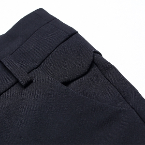 Къси дамски панталони в черен цвят 