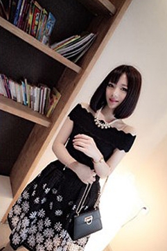 Дамско бюстие: Черно, Бяло, Жълто, Розово,Синьо