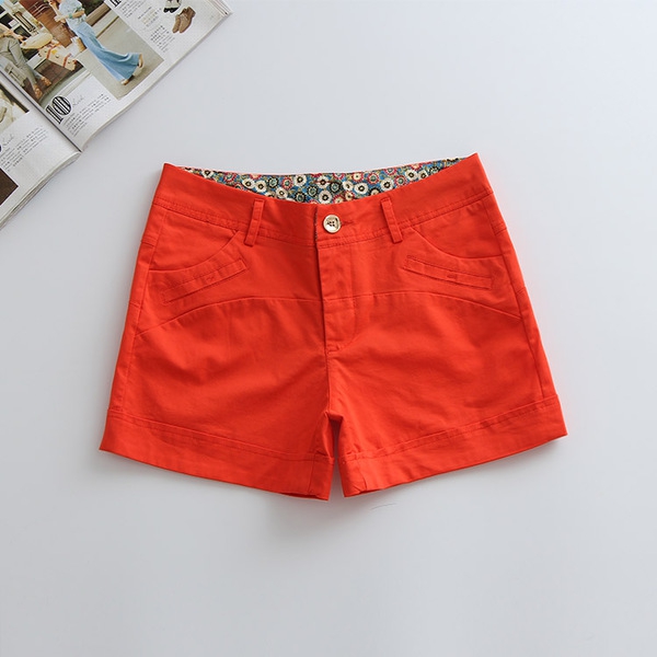 Γυναικεία σορτσάκια  βαμβάκι σε επτά χρώματα.