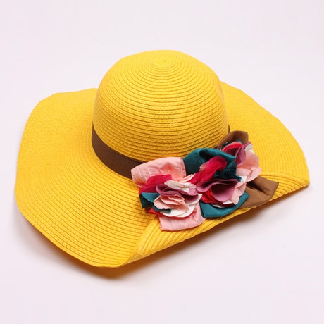 Γυναικείο κομψό καπέλο για το  καλοκαίρι σε διάφορα χρώματα