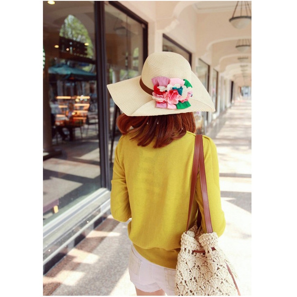 Γυναικείο κομψό καπέλο για το  καλοκαίρι σε διάφορα χρώματα