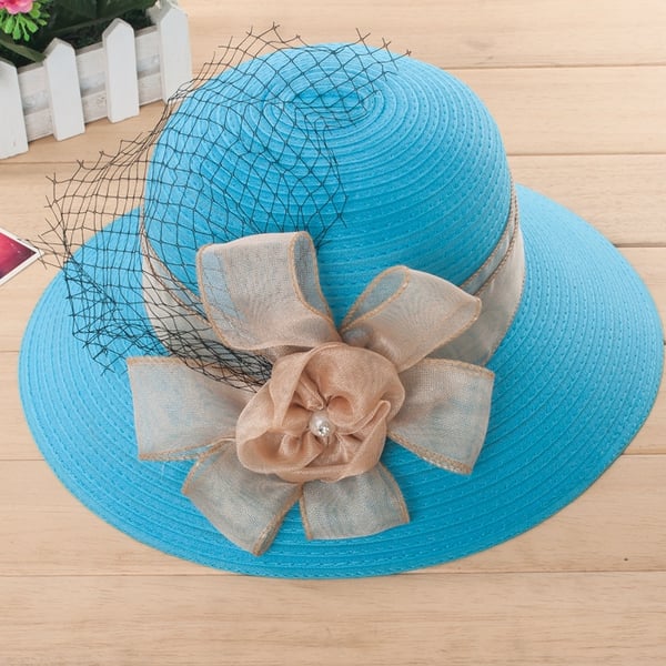 Γυναικείο καπέλο  για το καλοκαίρι και  για τις ηλιόλουστες ημέρες του καλοκαιριού