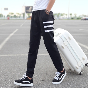 Αντρικό μακρύ παντελόνι - slim τύπου - για τις καθημερινές μέρες  και τα ταξίδια – μοντέλα σε μαύρο και γκρι 