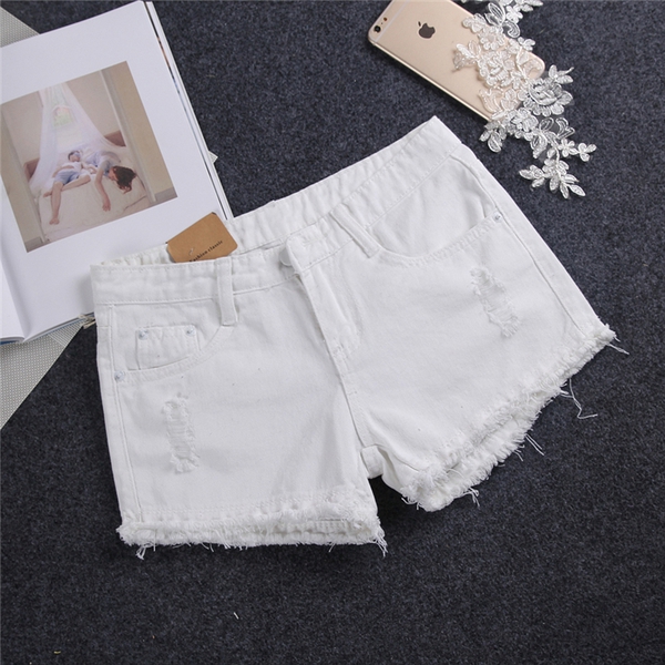 Дамски къси дънкови панталони в черен,бял и син цвят - 4 модела