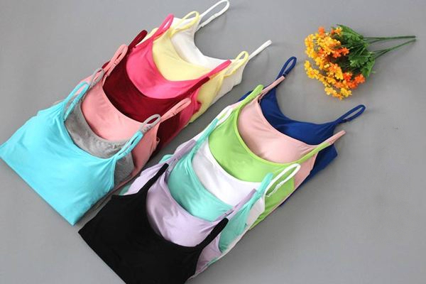 Γυναικείο φανελάκι  σπορ: λευκό, μπλε, κίτρινο, πράσινο, ροζ, κόκκινο, κυκλάμινα