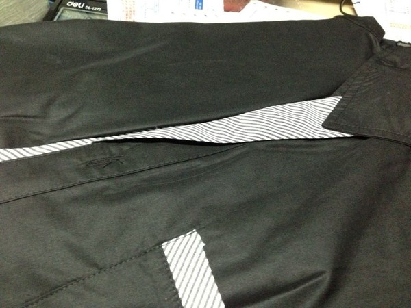 Мъжки ризи с дълги ръкави  - 4 модела - черни, сини, бели и червени