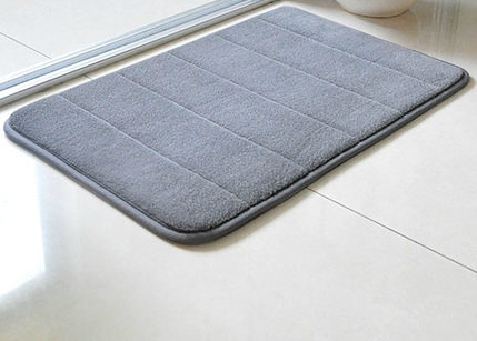 Το νερό απορροφά χαλάκια / αφρού μνήμης