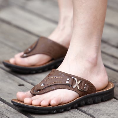 Παντόφλες ανδρών δερματίνη - 3 μοντέλα