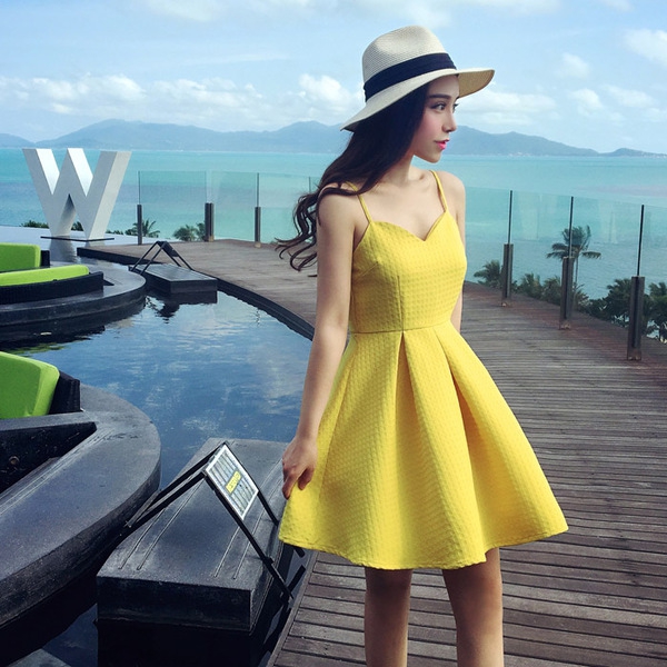 ΝΕΑ γυναικών το καλοκαίρι λουλούδια κομμένα φορέματα