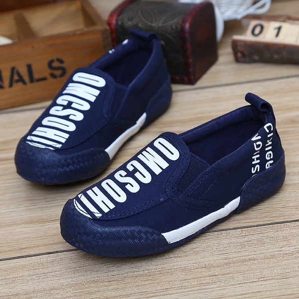 Παιδικά αθλητικά παπούτσια χωρίς συνδέσεις αγοριών - 3 μοντέλα