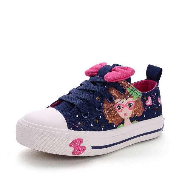 Обувки за момичета с връзки или лепки - 8 анимирани модела