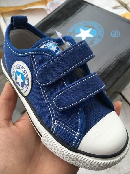Παιδικά παπούτσια για αγόρια 15 Μοντέλα