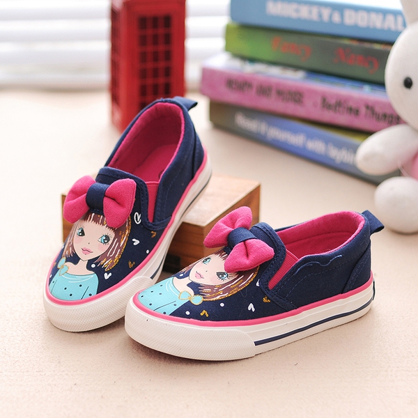 Παιδικά παπούτσια σε ροζ και  μπλε χρώμα