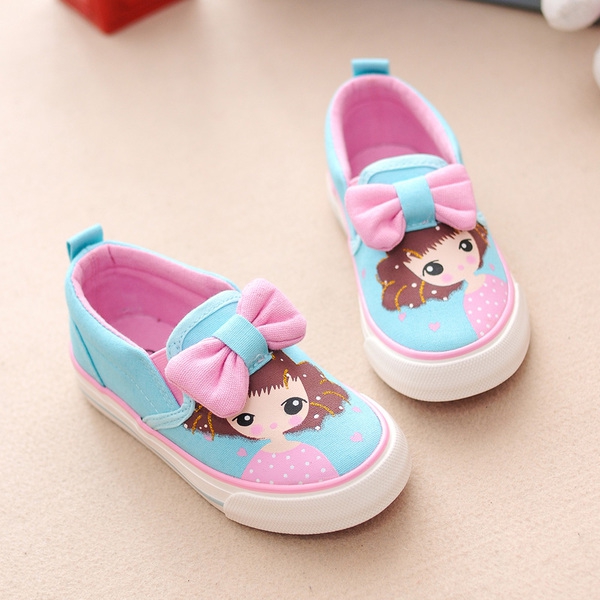 Παιδικά παπούτσια σε ροζ και  μπλε χρώμα