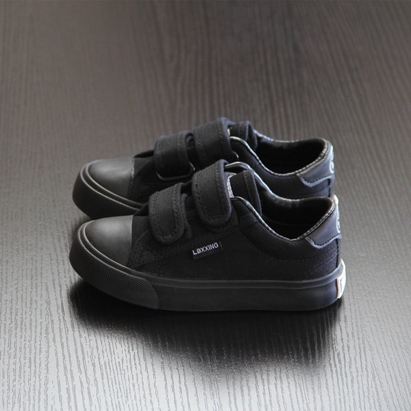 Παιδικά πάνινα παπούτσια για αγόρια με λουράκια βελκρό - 3 μοντέλα