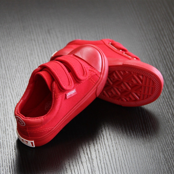 Παιδικά πάνινα παπούτσια για αγόρια με λουράκια βελκρό - 3 μοντέλα