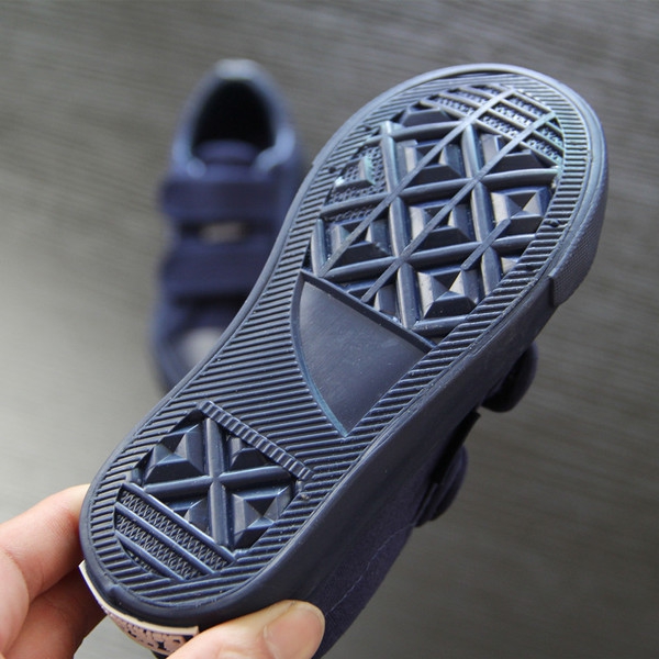 Παιδικά πάνινα παπούτσια για αγόρια με λουράκια βελκρό - 3 μοντέλα