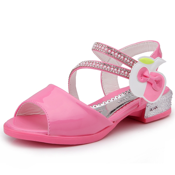 Παιδικά σανδάλια για τα κορίτσια στα λευκά, ροζ, φούξια και γαλάζιο.