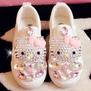 Детски луксозни пролетни обувки с камъни с HELLO KITY