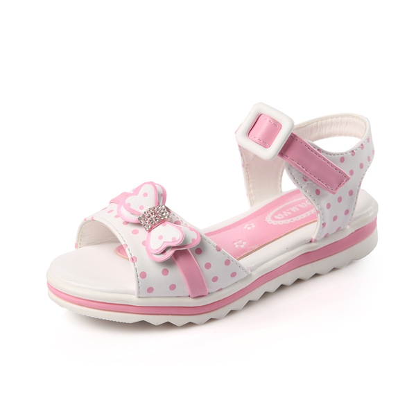 Παιδικά παπούτσια σε τέσσερις χρωματικούς συνδυασμούς.