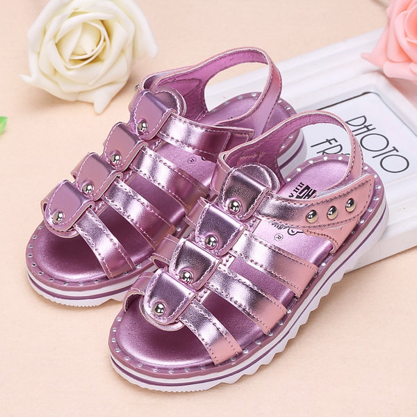 Παιδικό καλοκαιρινό ασημένια και χρυσά σανδάλια για τα κορίτσια - 3 μοντέλα από δερματίνη