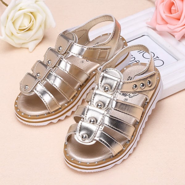 Παιδικό καλοκαιρινό ασημένια και χρυσά σανδάλια για τα κορίτσια - 3 μοντέλα από δερματίνη