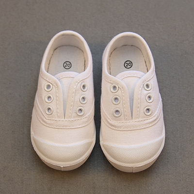 Παιδικά αθλητικά παπούτσια για αγόρια και κορίτσια - 6 μοντέλα