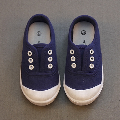 Παιδικά αθλητικά παπούτσια για αγόρια και κορίτσια - 6 μοντέλα