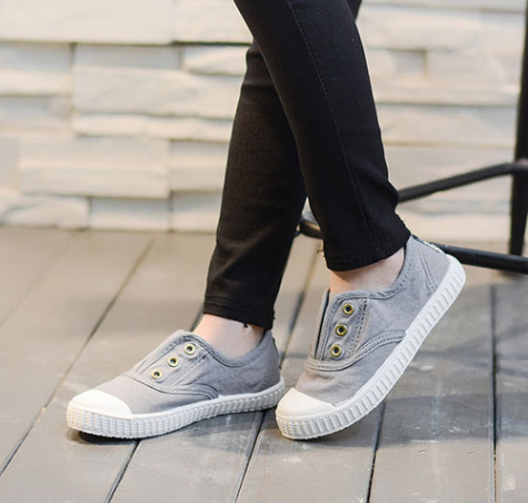 Καλοκαιρινά παιδικά πάνινα παπούτσια για αγόρια και κορίτσια - 12 μοντέλα