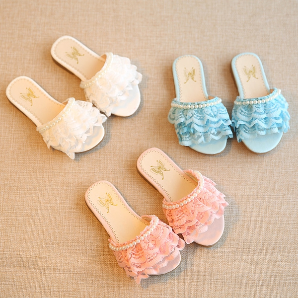 Детски летни дантелени чехли в бял, розов и син цвят