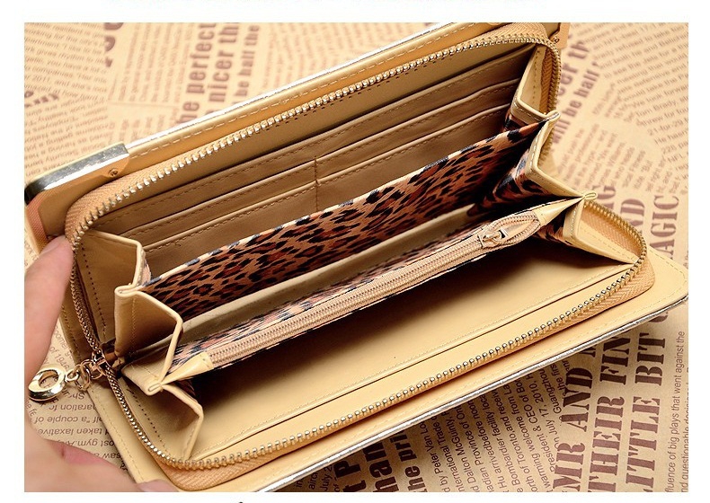 Дамски портмонета