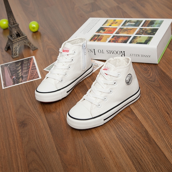 Παιδικά υψηλά πάνινα παπούτσια για αγόρια με δεσμούς - 4 μοντέλα