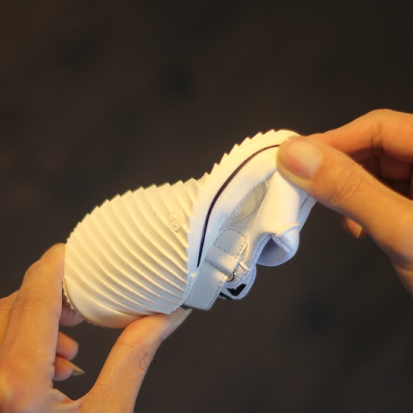 Детски бебешки обувки за  момчета и момичета в бял и черен цвят